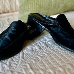 Franco Sarto – Black Fur mules/slide – 8.5M
